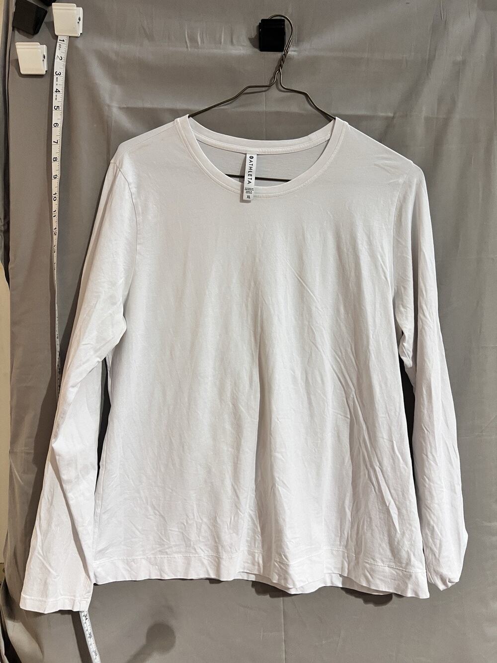 Athleta Long Sleeve White Shirt Crew Neck Pullover Solid Basic Top Women Size XL